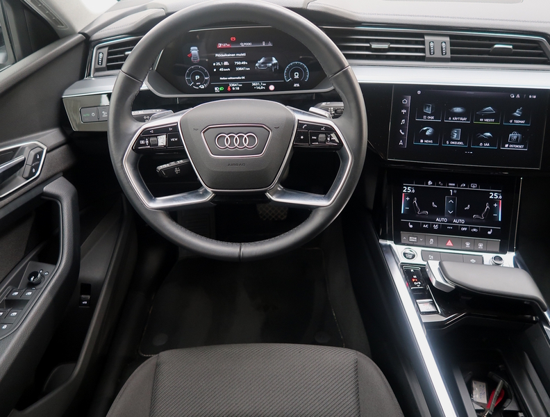 Audi Q8 e-tron vaihtoauto