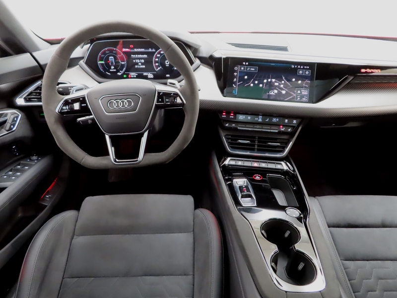 Audi e-tron GT vaihtoauto