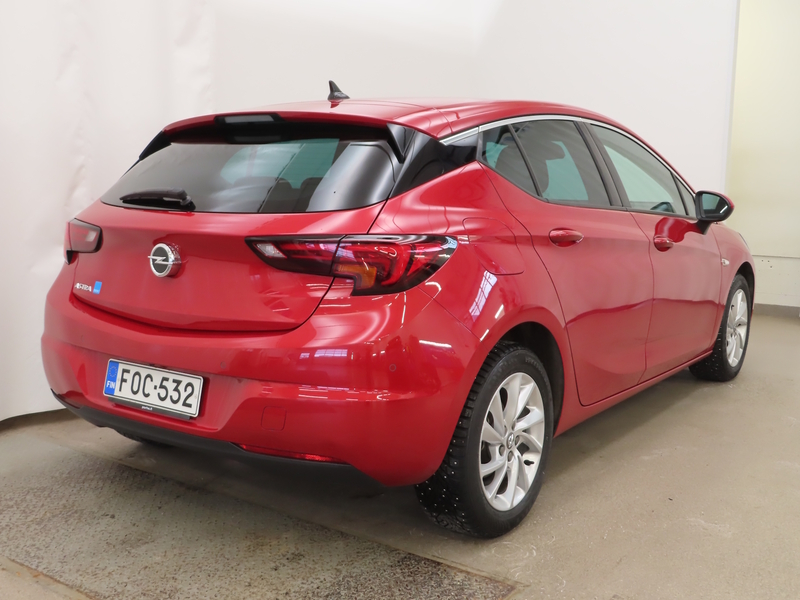 Opel Astra vaihtoauto