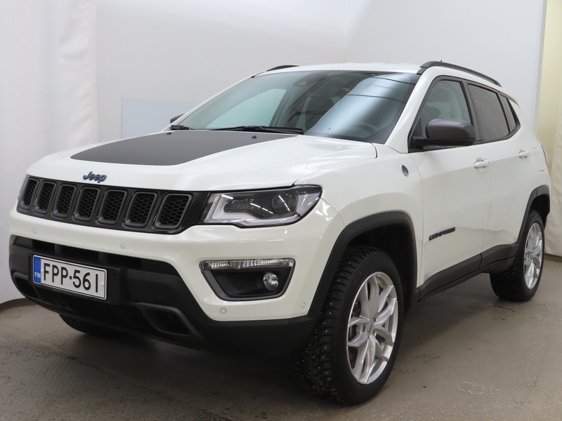 Jeep Compass vaihtoauto