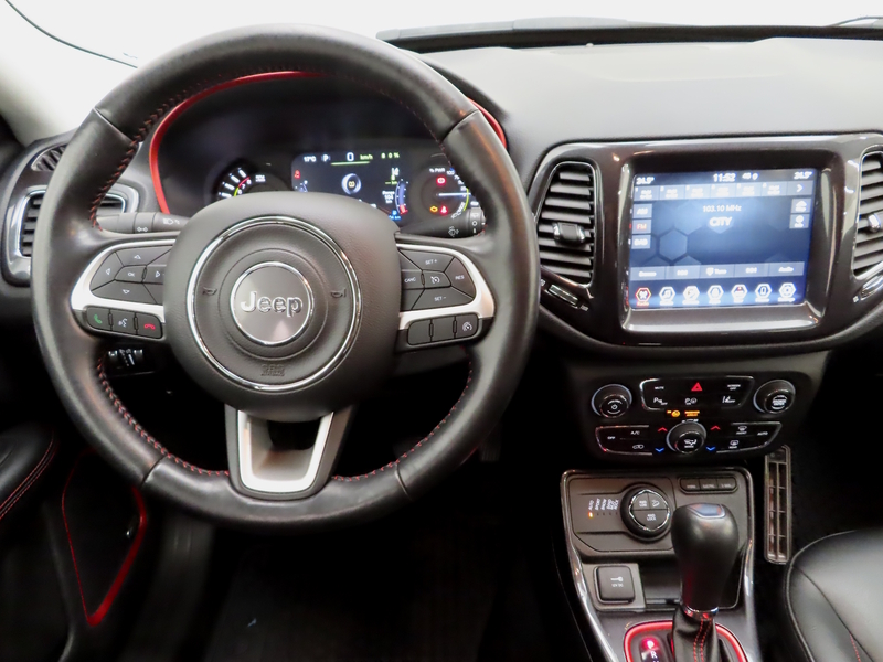 Jeep Compass vaihtoauto