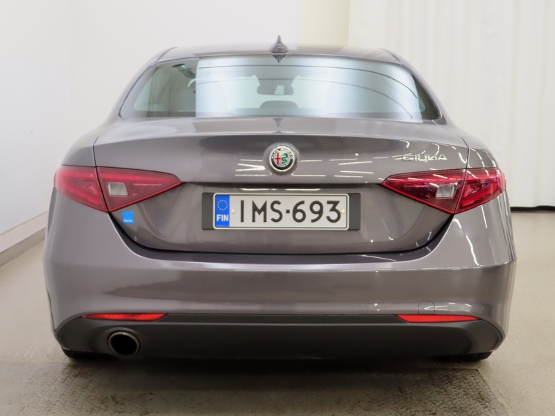 Alfa Romeo Giulia vaihtoauto