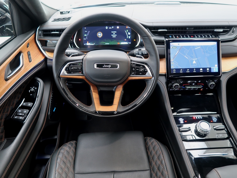 Jeep Grand Cherokee vaihtoauto