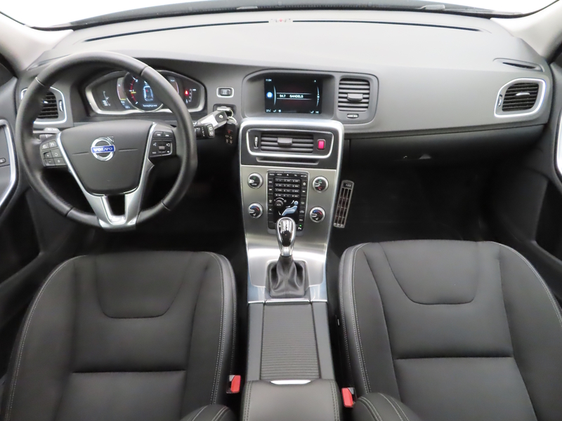 Volvo V60 Cross Country vaihtoauto