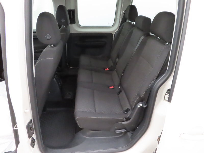 Volkswagen Caddy Maxi vaihtoauto