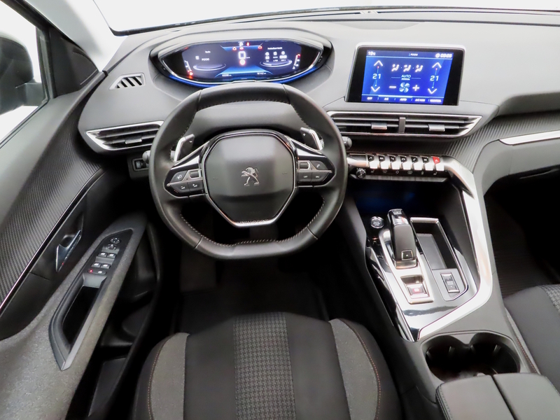 Peugeot 5008 vaihtoauto