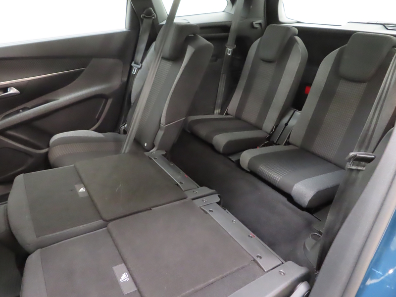 Peugeot 5008 vaihtoauto