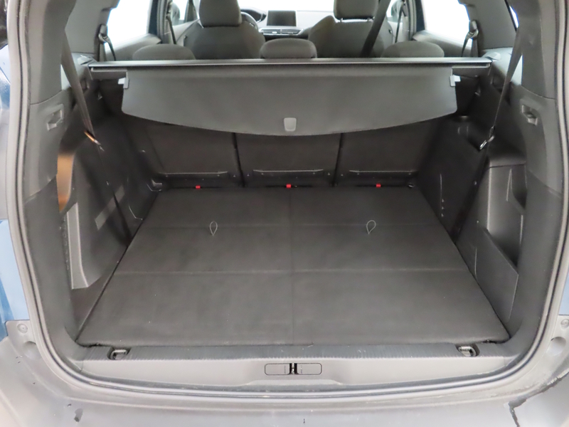 Peugeot 5008 vaihtoauto