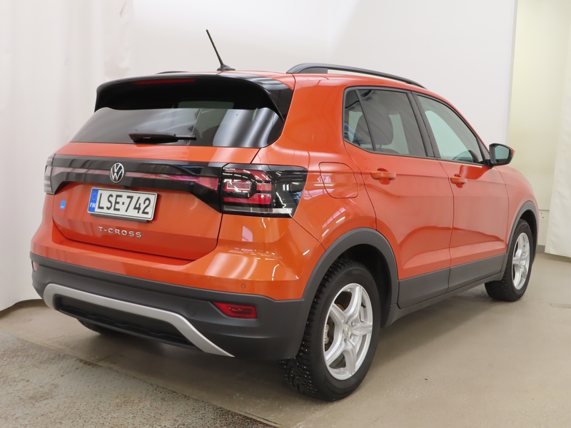 Volkswagen T-Cross vaihtoauto
