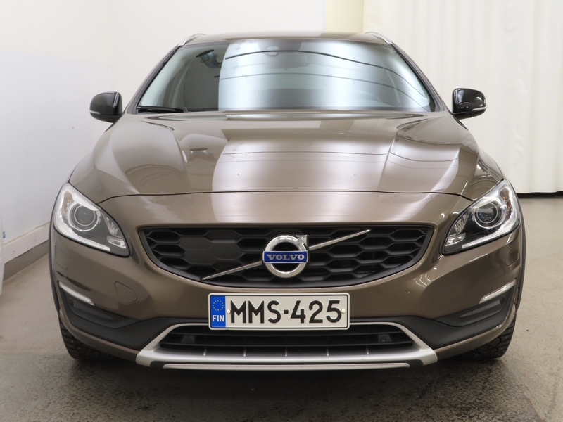 Volvo V60 Cross Country vaihtoauto