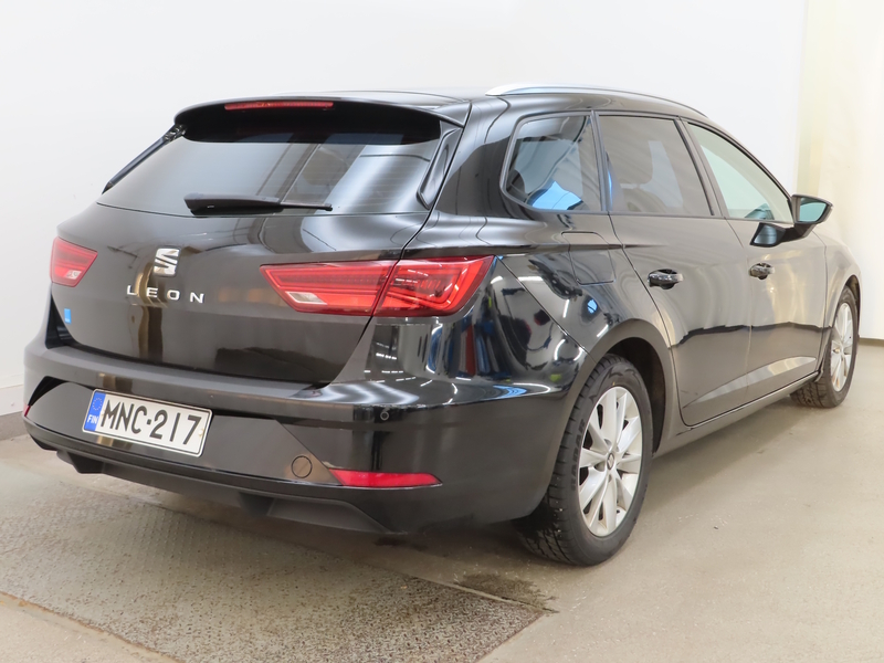 SEAT Leon ST vaihtoauto