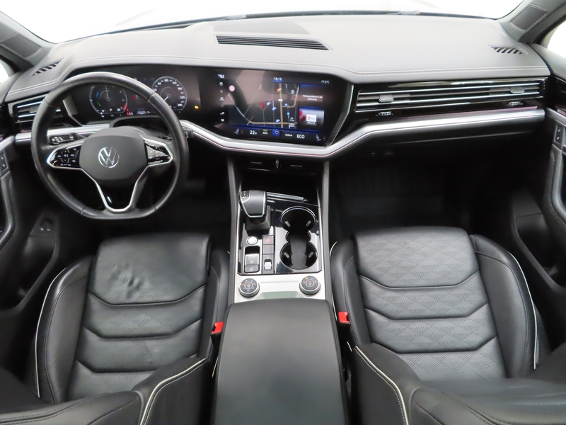 Volkswagen Touareg vaihtoauto