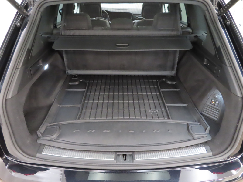 Volkswagen Touareg vaihtoauto