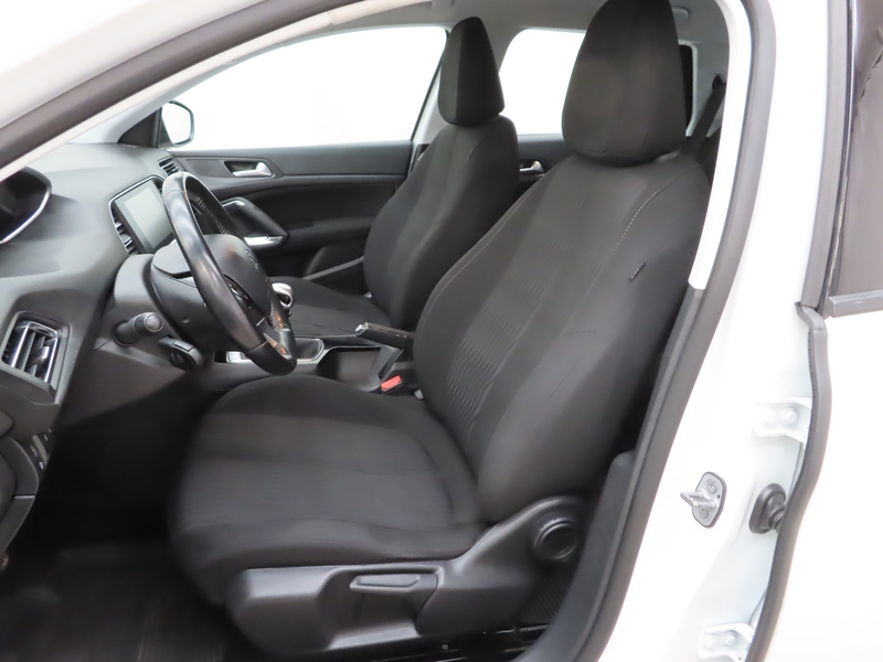 Peugeot 308 vaihtoauto