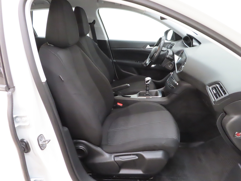 Peugeot 308 vaihtoauto