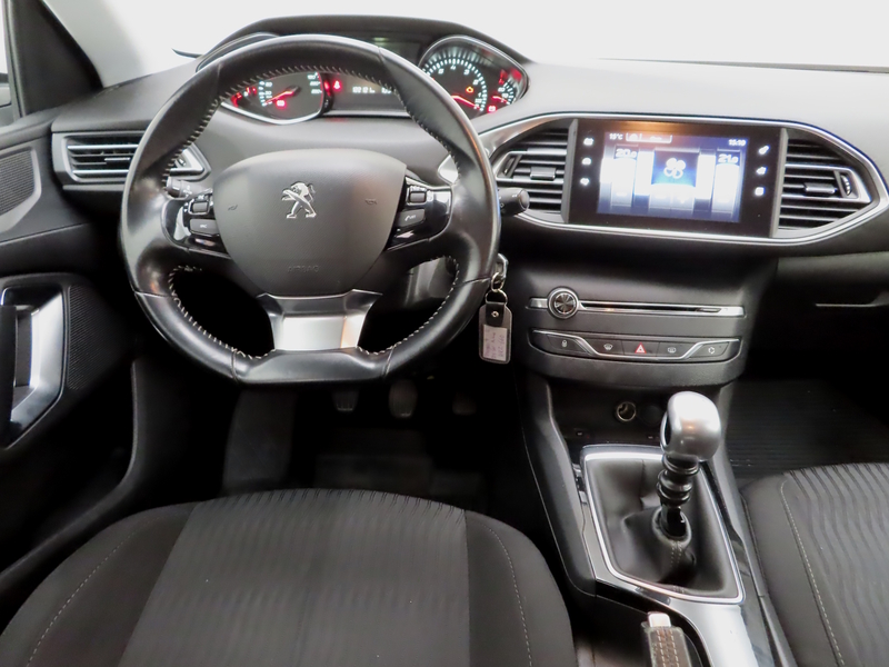 Peugeot 308 vaihtoauto