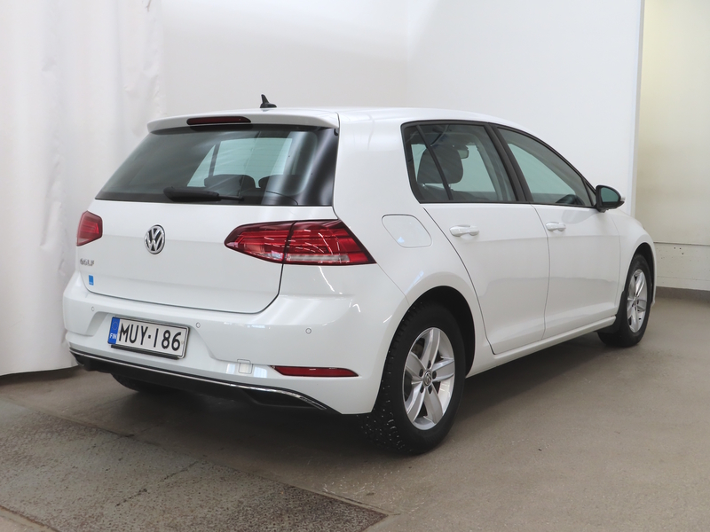 Volkswagen Golf vaihtoauto