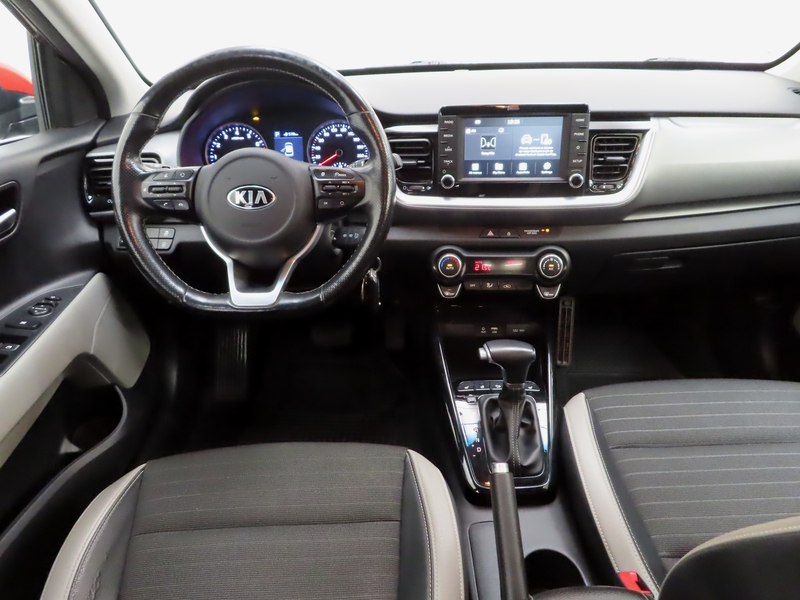 Kia Stonic vaihtoauto