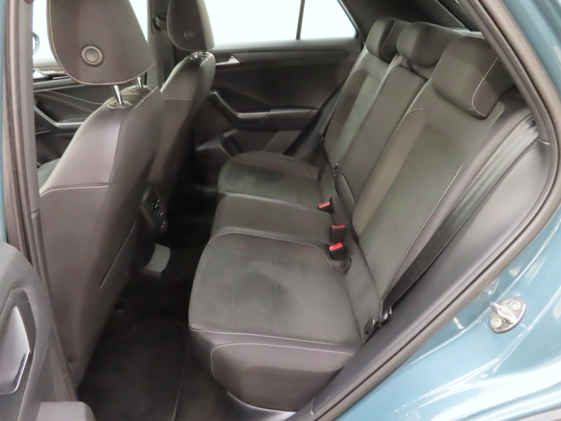 Volkswagen T-Roc vaihtoauto