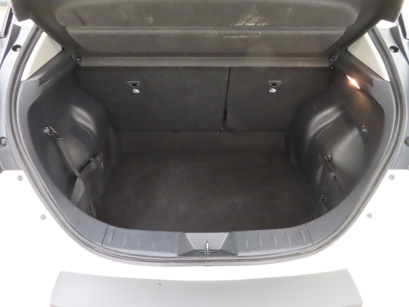 Nissan Leaf vaihtoauto