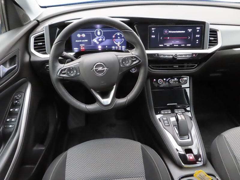 Opel Grandland vaihtoauto