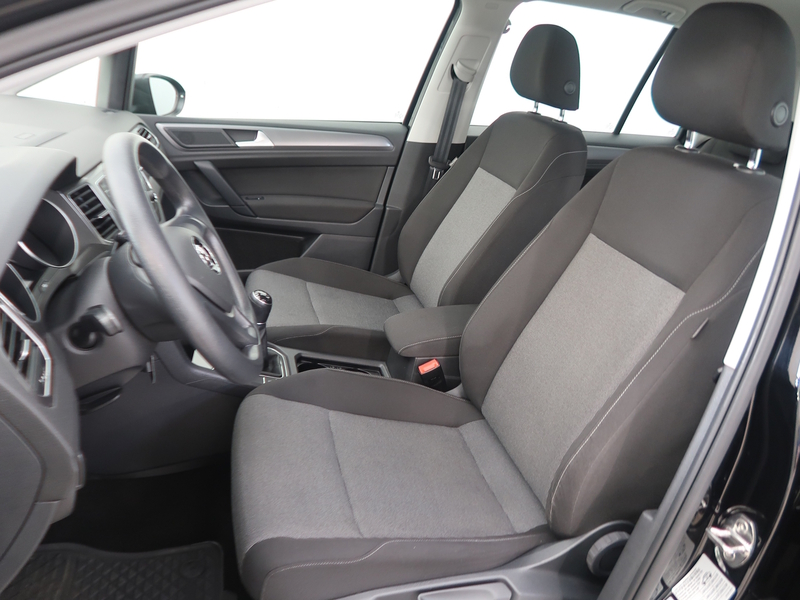 Volkswagen Golf Sportsvan vaihtoauto