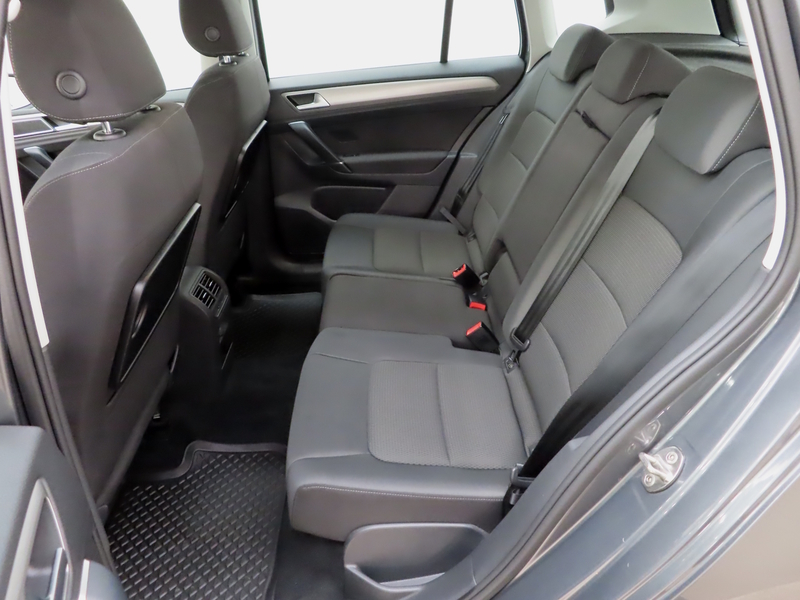 Volkswagen Golf Sportsvan vaihtoauto