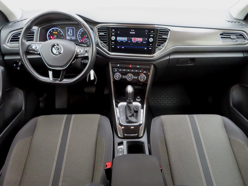 Volkswagen T-Roc vaihtoauto