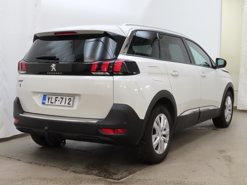 Peugeot 5008 vaihtoauto