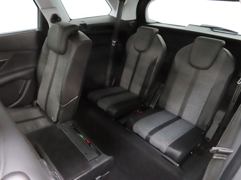 Peugeot 5008 vaihtoauto