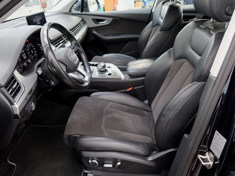 Audi Q7 vaihtoauto