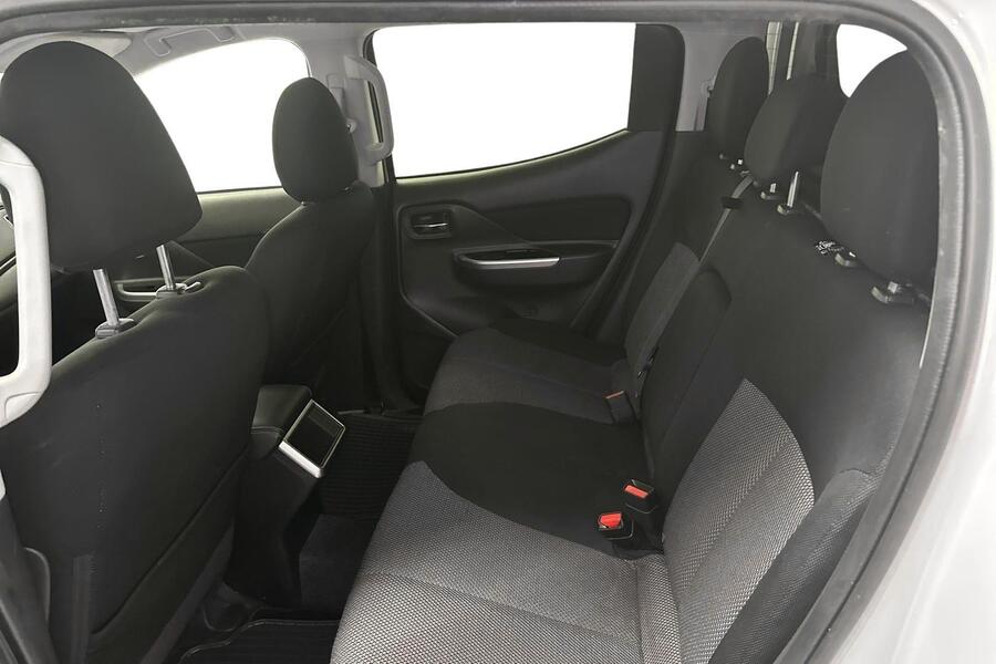 Mitsubishi L-200 vaihtoauto