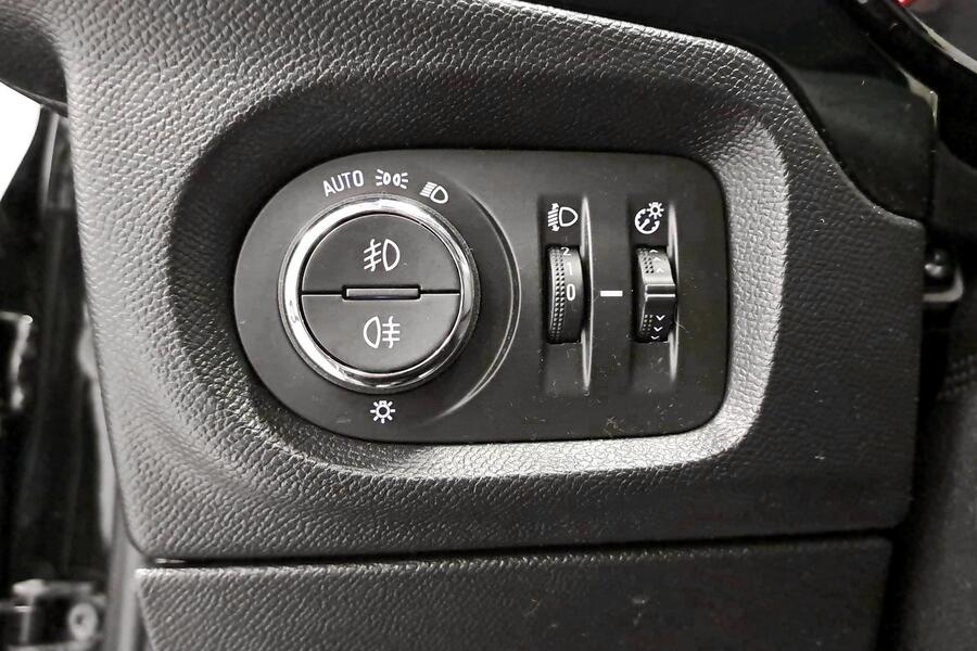 Opel Corsa vaihtoauto