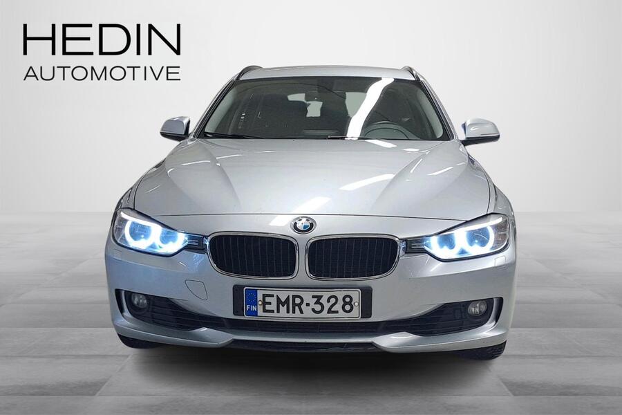 BMW 320 vaihtoauto