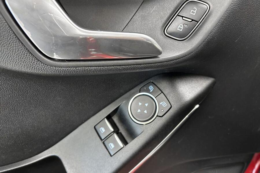 Ford Fiesta vaihtoauto