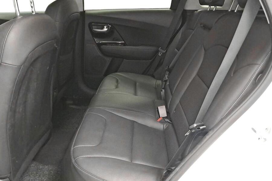 Kia Niro plug-in vaihtoauto