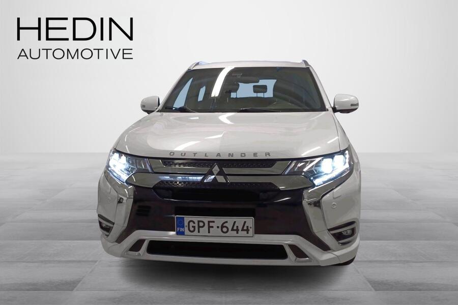 Mitsubishi Outlander PHEV vaihtoauto