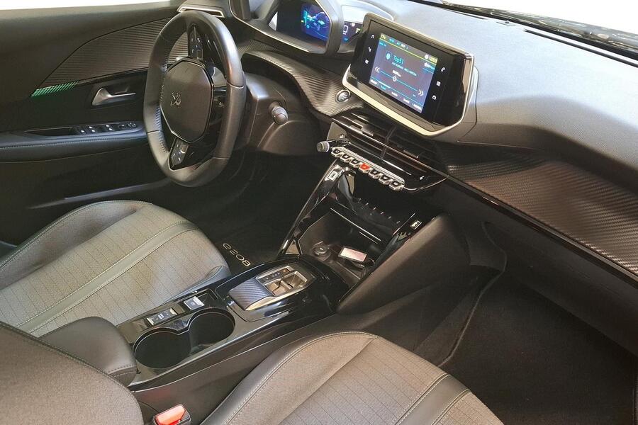 Peugeot e-208 vaihtoauto