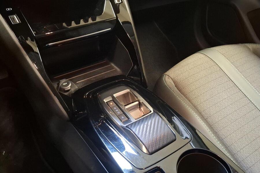 Peugeot e-208 vaihtoauto