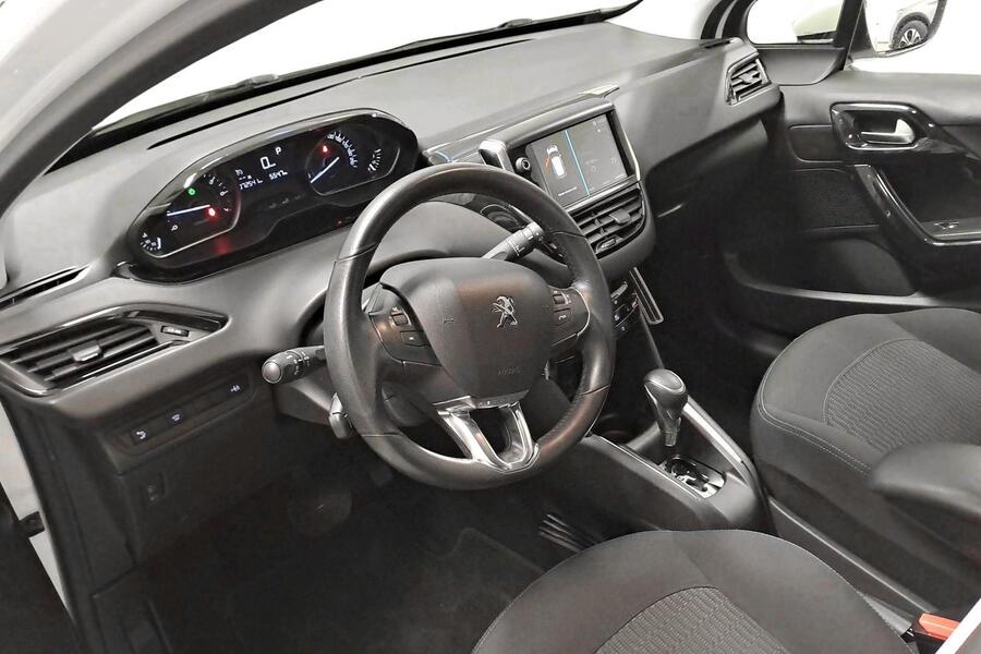 Peugeot 208 vaihtoauto