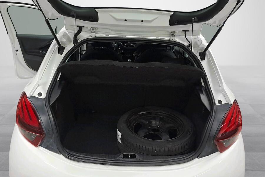 Peugeot 208 vaihtoauto