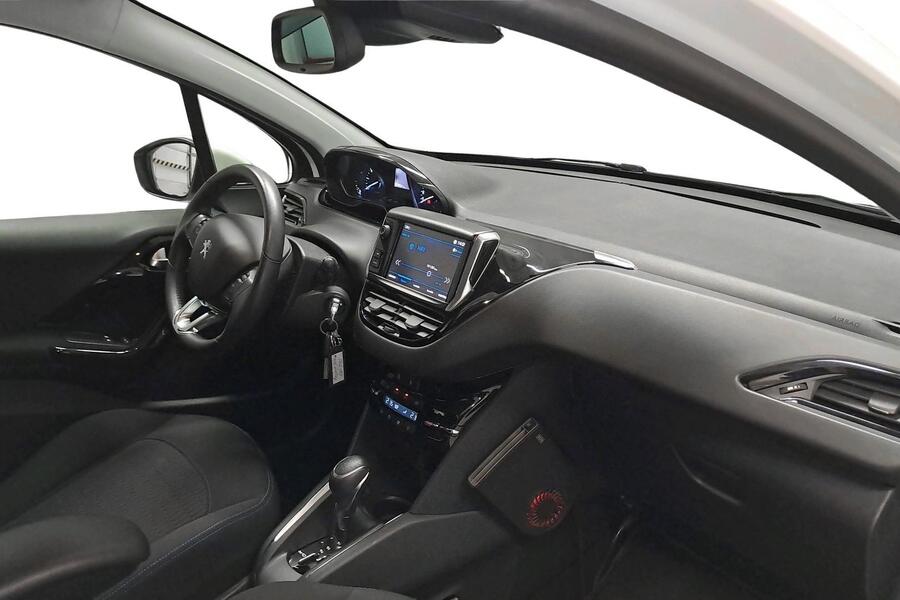 Peugeot 208 vaihtoauto