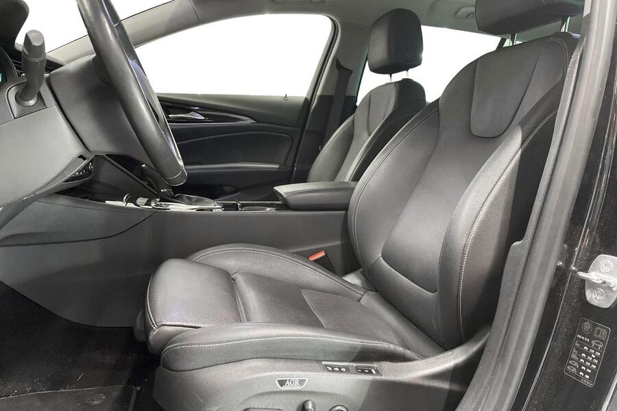 Opel Insignia vaihtoauto