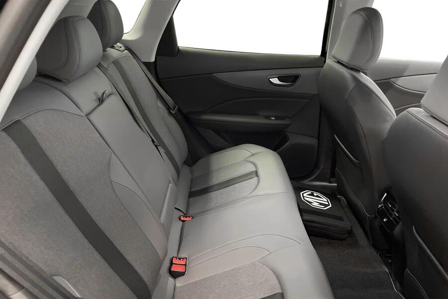 MG MGS5 EV vaihtoauto