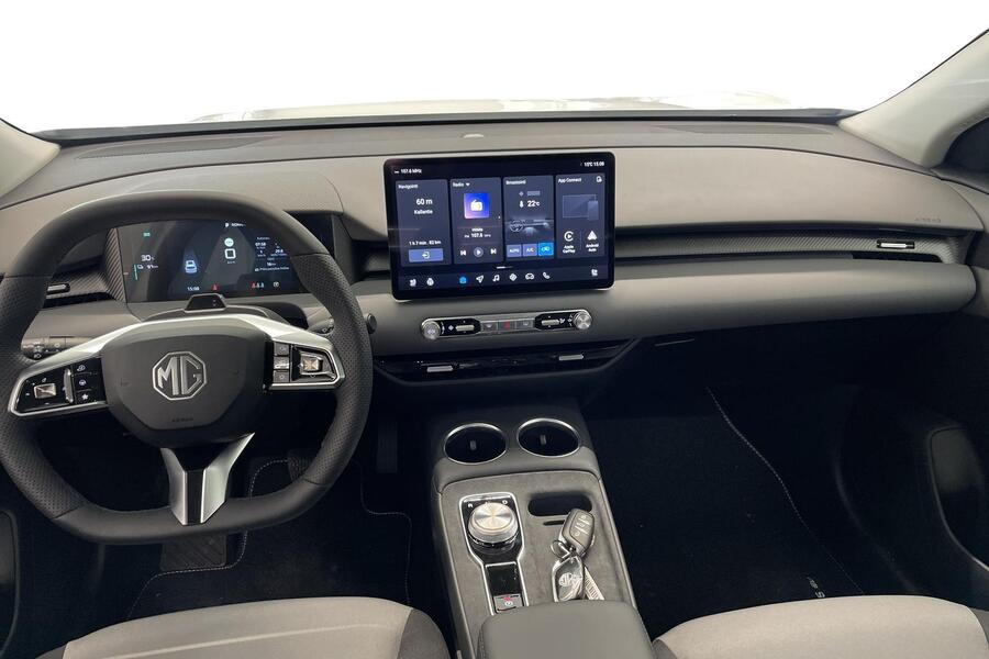 MG MGS5 EV vaihtoauto