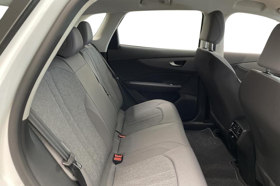 MG MGS5 EV vaihtoauto