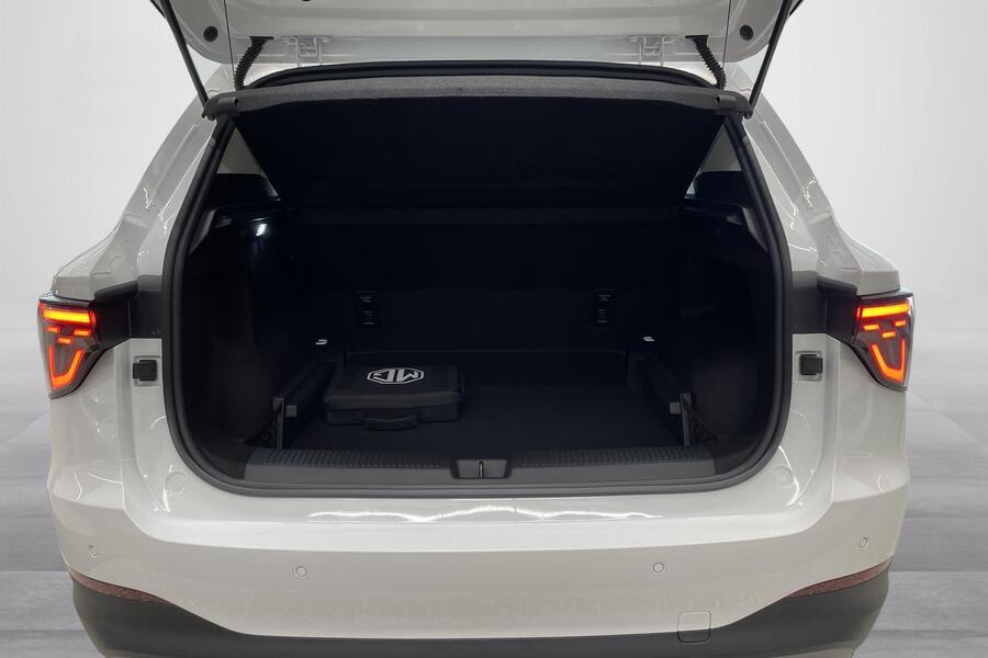 MG MGS5 EV vaihtoauto