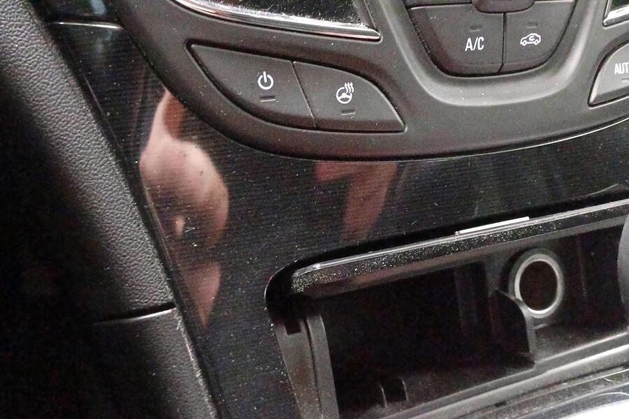 Opel Insignia vaihtoauto