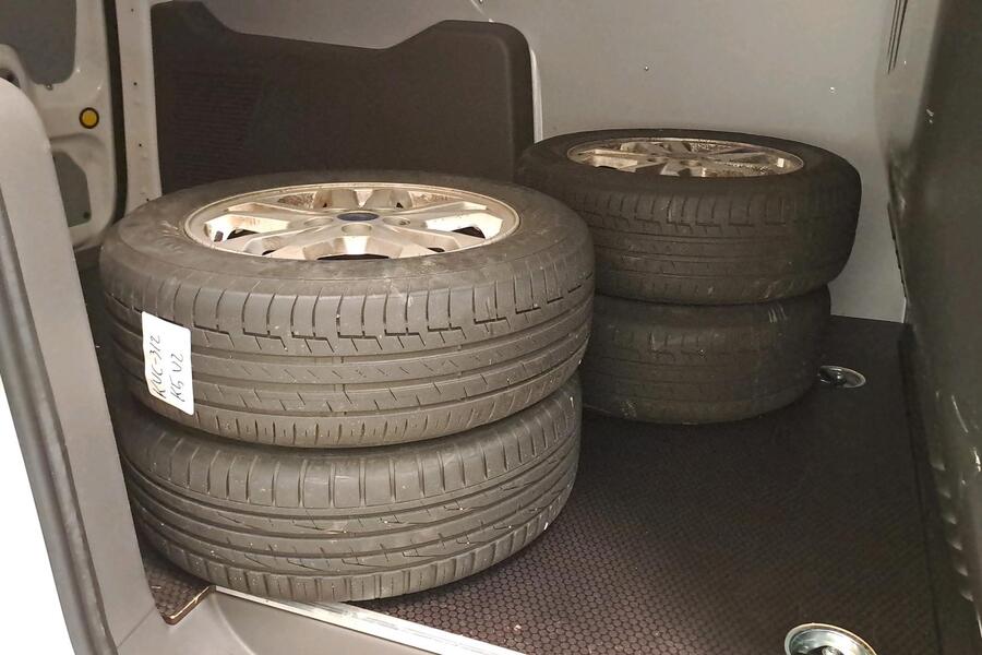 Ford Transit Connect vaihtoauto