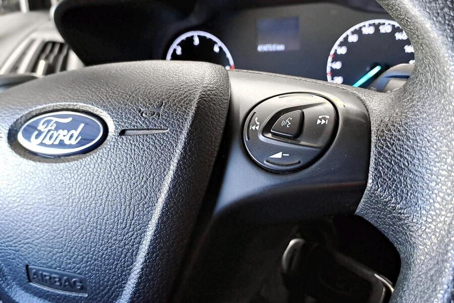 Ford Transit Connect vaihtoauto